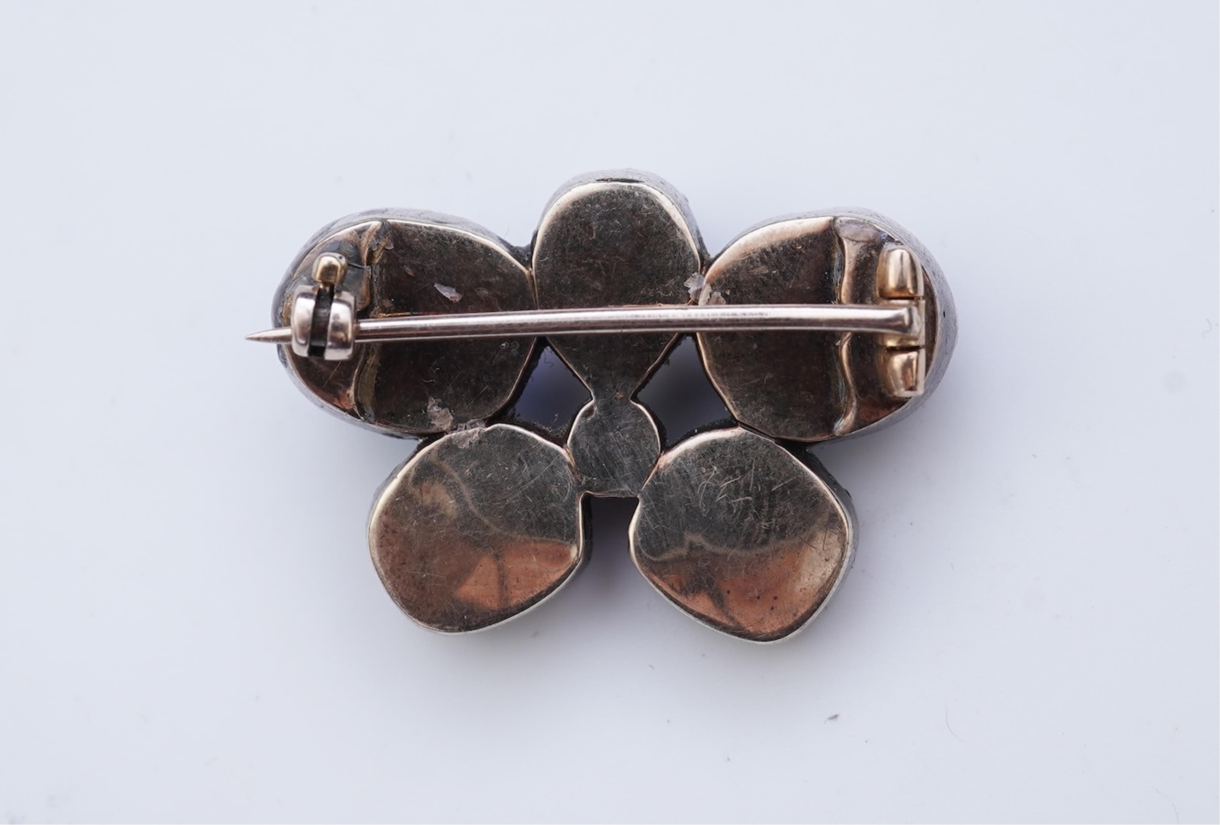 An attractive Georgian sapphire and diamond brooch, early 19th century and later